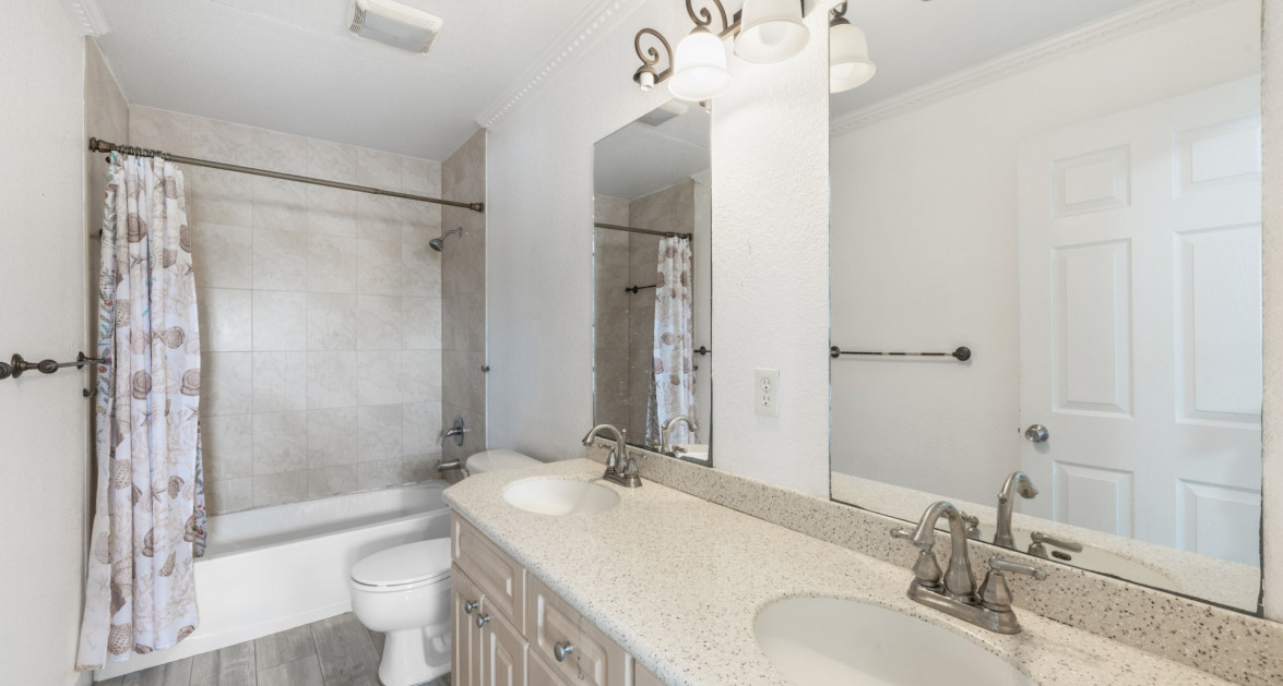 Suelles Estates #1 End Unit - Image 12