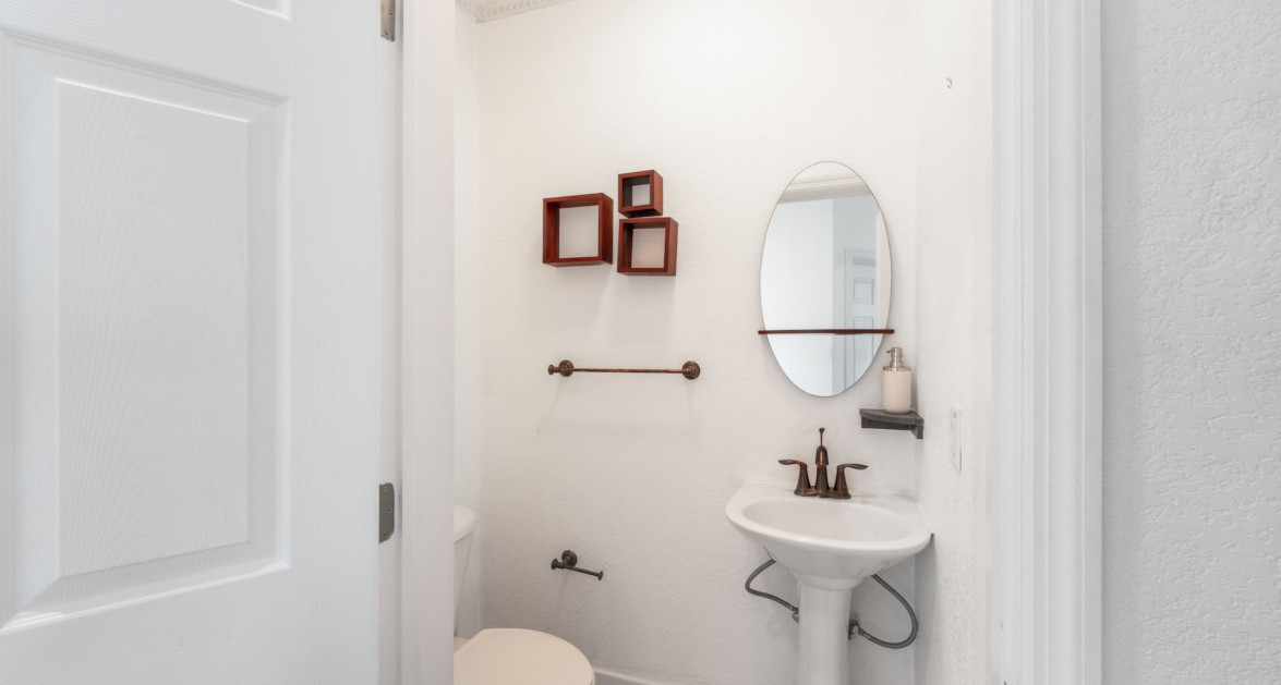 Suelles Estates #1 End Unit - Image 8