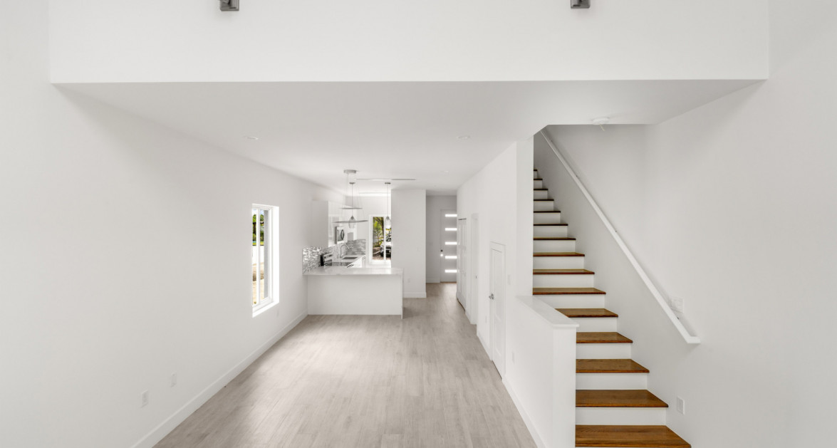 The Bentley #1 End Unit - Image 26