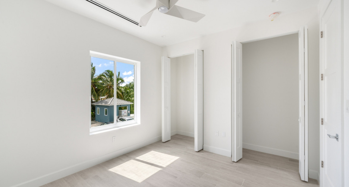 The Bentley #1 End Unit - Image 12