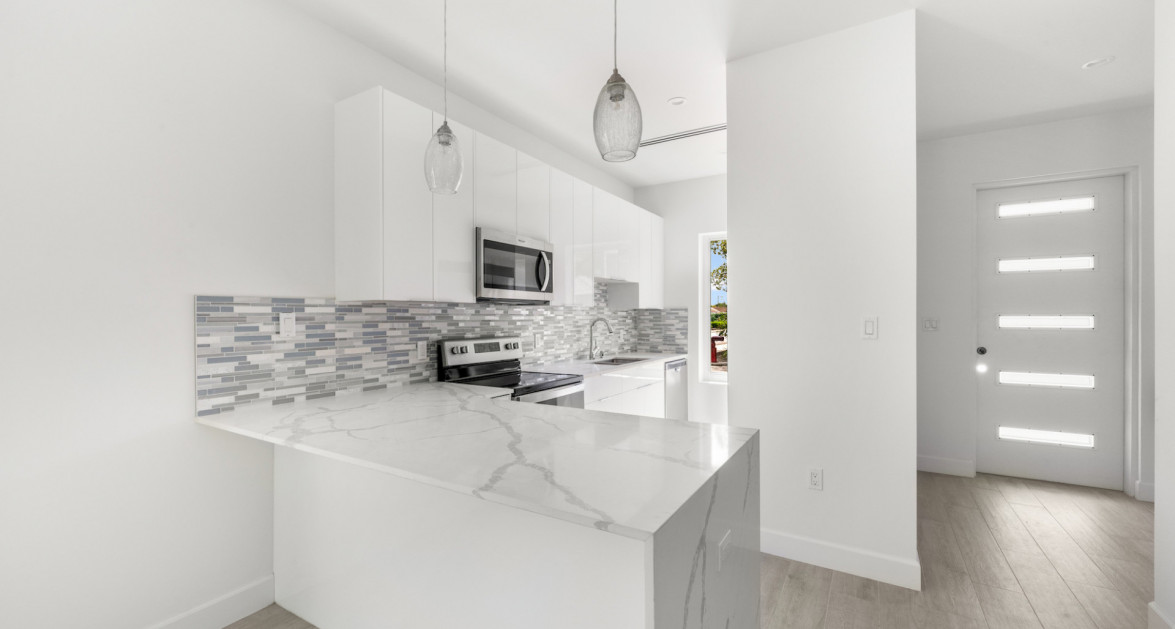 The Bentley #1 End Unit - Image 7