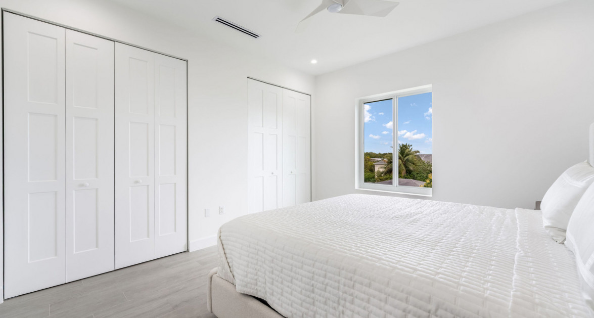 The Bentley #1 End Unit - Image 14