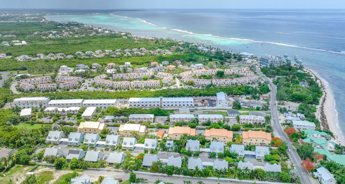 THE MANTRAS #33 (SOUTH SOUND TOWNHOME w/ CUSTOM BACK GARDEN) - Image 26