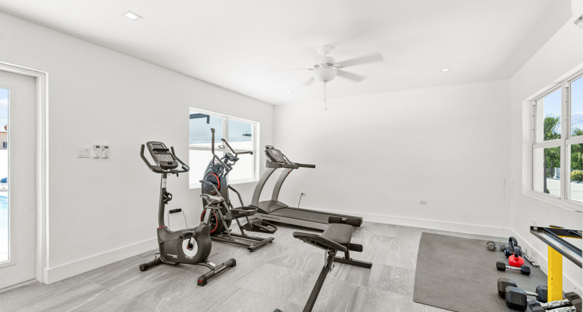 THE MANTRAS #33 (SOUTH SOUND TOWNHOME w/ CUSTOM BACK GARDEN) - Image 25