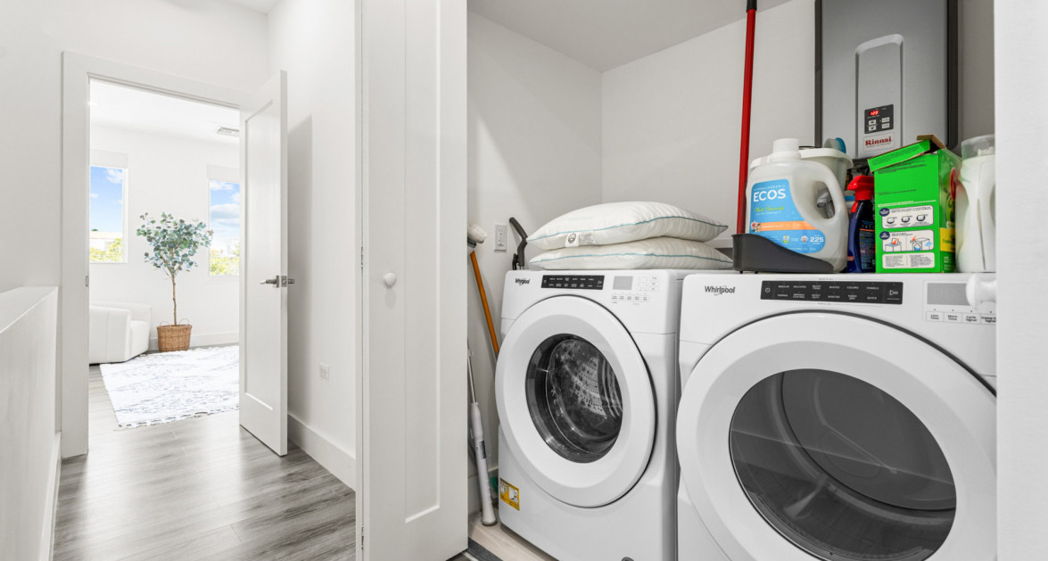 THE MANTRAS #33 (SOUTH SOUND TOWNHOME w/ CUSTOM BACK GARDEN) - Image 14