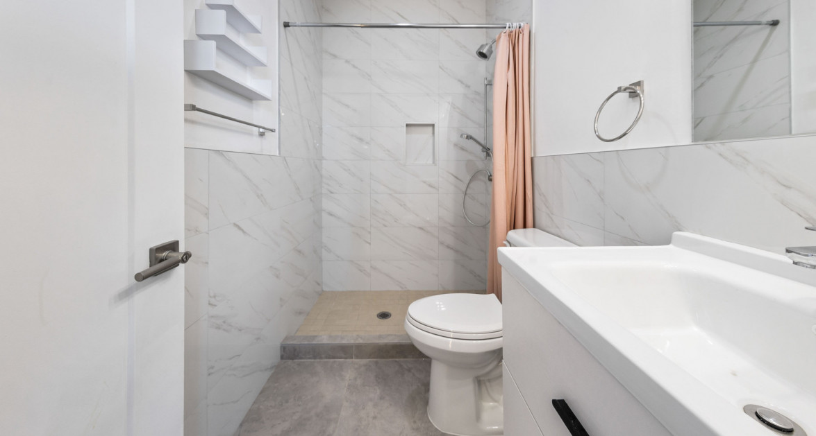 THE MANTRAS #36 (2 BED, 2.5 BATH SOUTH SOUND TOWNHOME) - Image 18