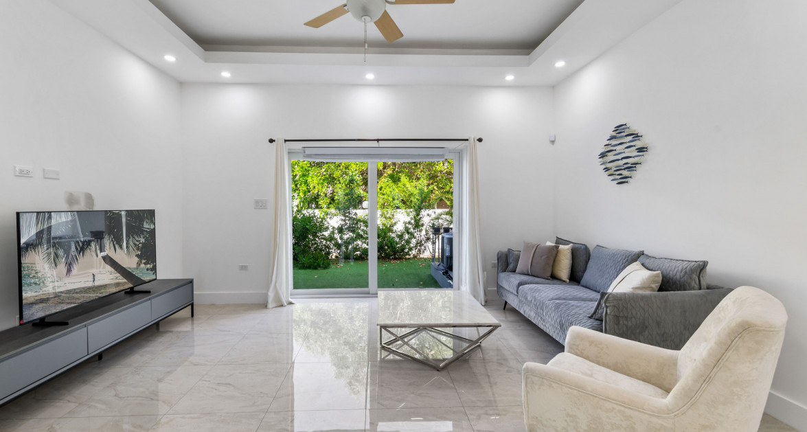 THE MANTRAS #36 (2 BED, 2.5 BATH SOUTH SOUND TOWNHOME) - Image 5