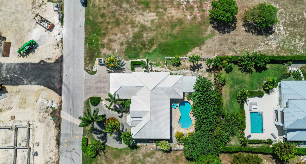 The Shores Family Home - Image 32