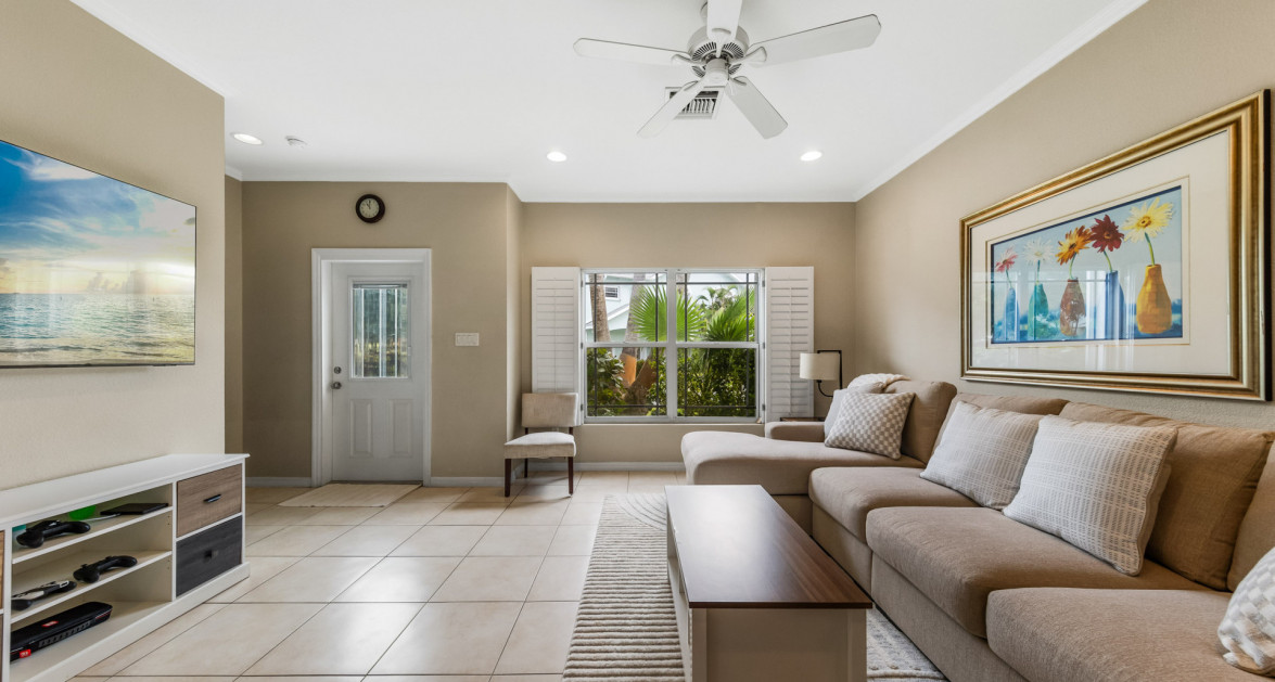 Three Bedroom at Secret Garden | South Sound - Image 1