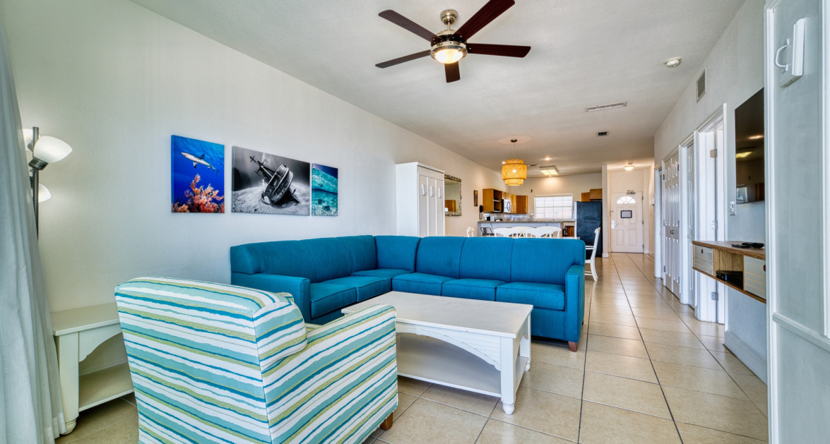 Top Floor Beachfront Castaway Coves - Image 3