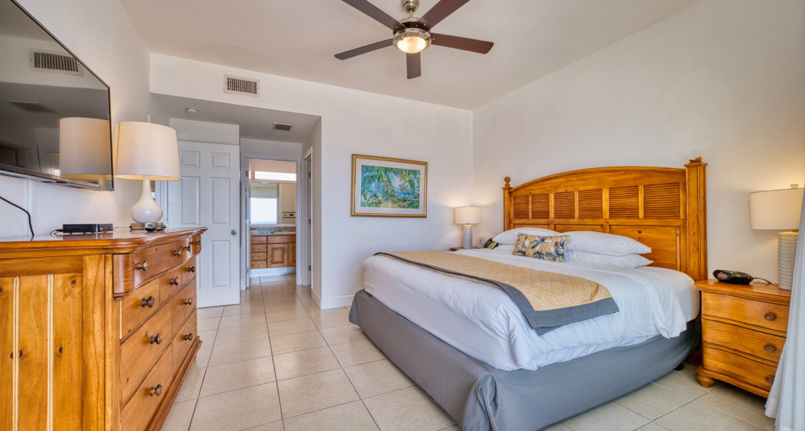 Top Floor Beachfront Castaway Coves - Image 7