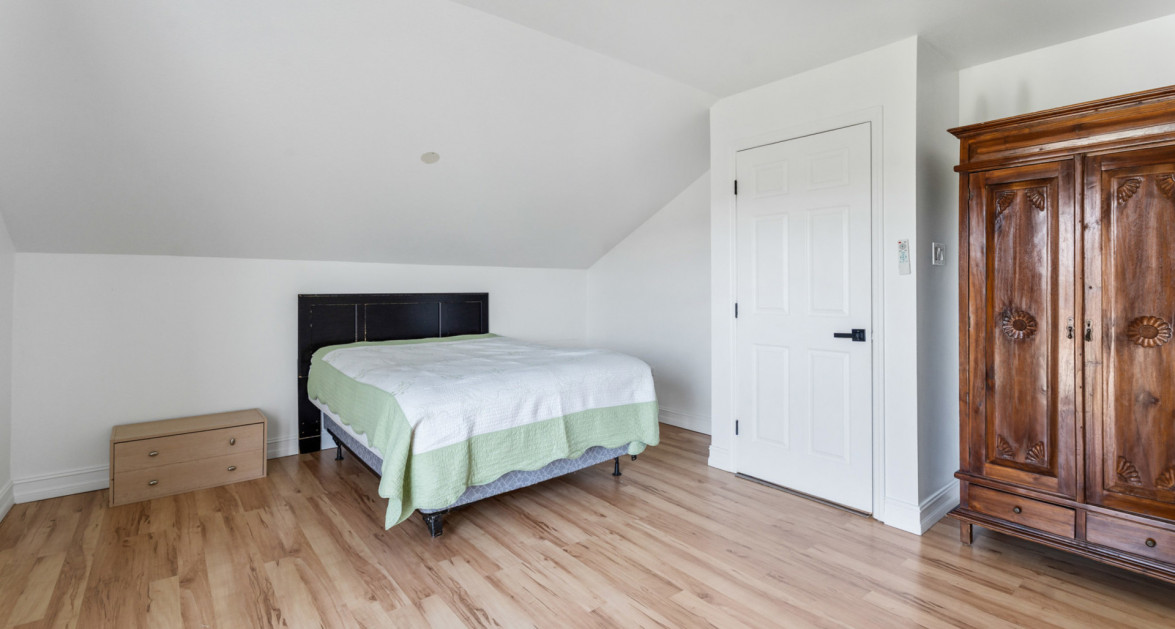 Triumph Village #8 (3 Bed, 3.5 Bath End Unit Townhome) - Image 17