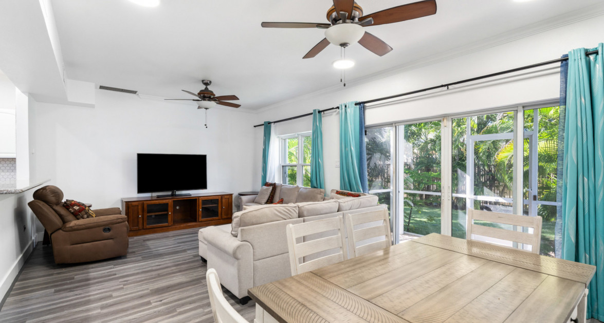 Triumph Village #8 (3 Bed, 3.5 Bath End Unit Townhome) - Image 5