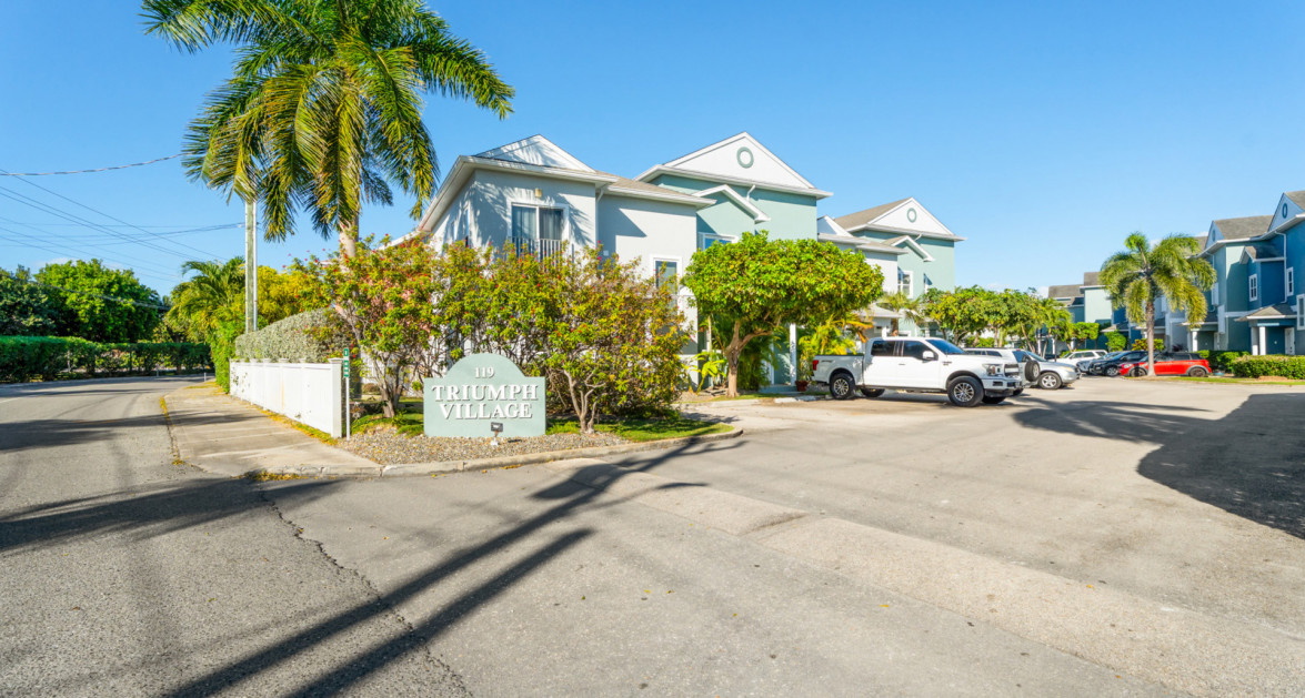 Triumph Village #8 (3 Bed, 3.5 Bath End Unit Townhome) - Image 28