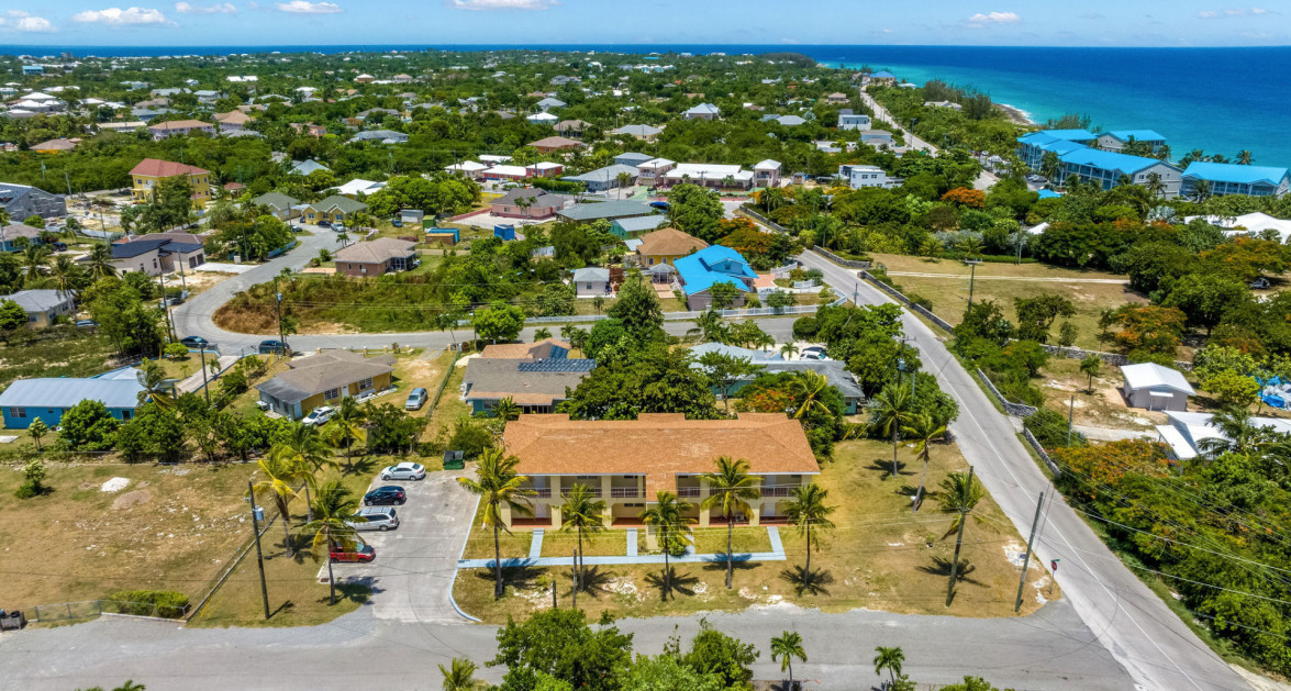 Twinflower Apartment #4 - Image 2