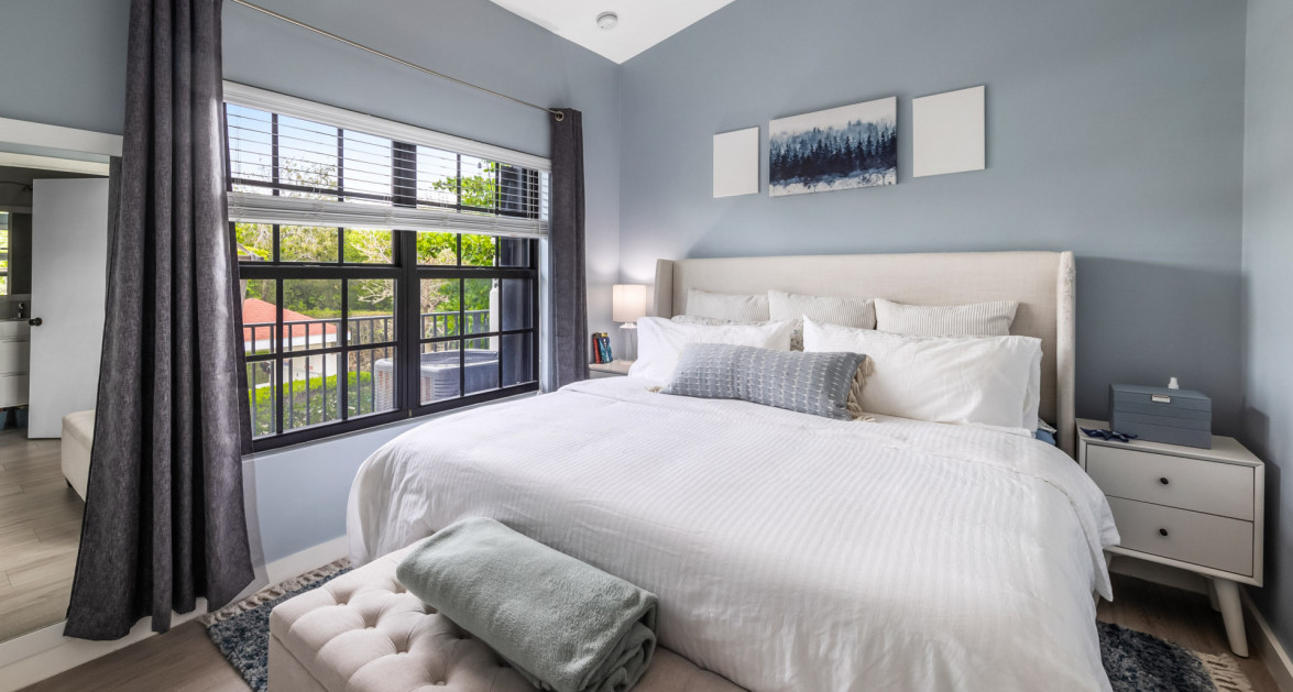Two Bedroom @ Portofino - Image 8