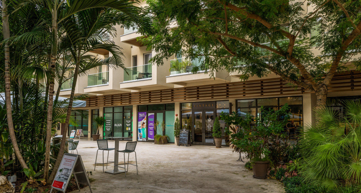 Unit 209  Harbour Walk | Mini-Penthouse with Den and Exclusive Perks - Image 18