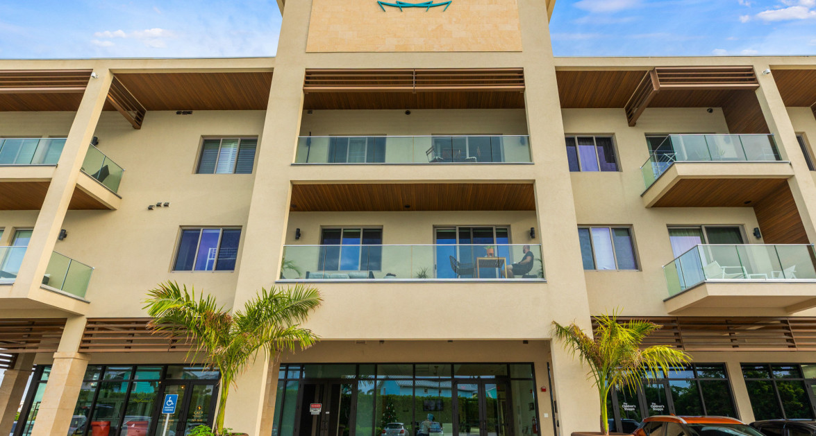 Unit 209  Harbour Walk | Mini-Penthouse with Den and Exclusive Perks - Image 19