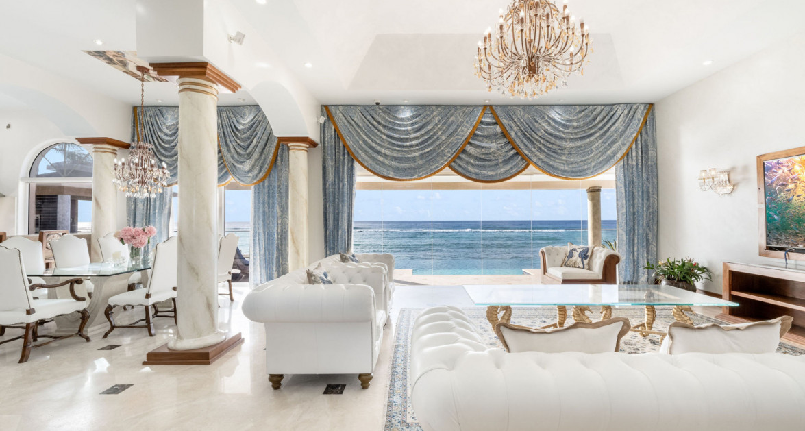 VILLA D'ESTE - PROSPECT POINT WATERFRONT HOME - Image 7