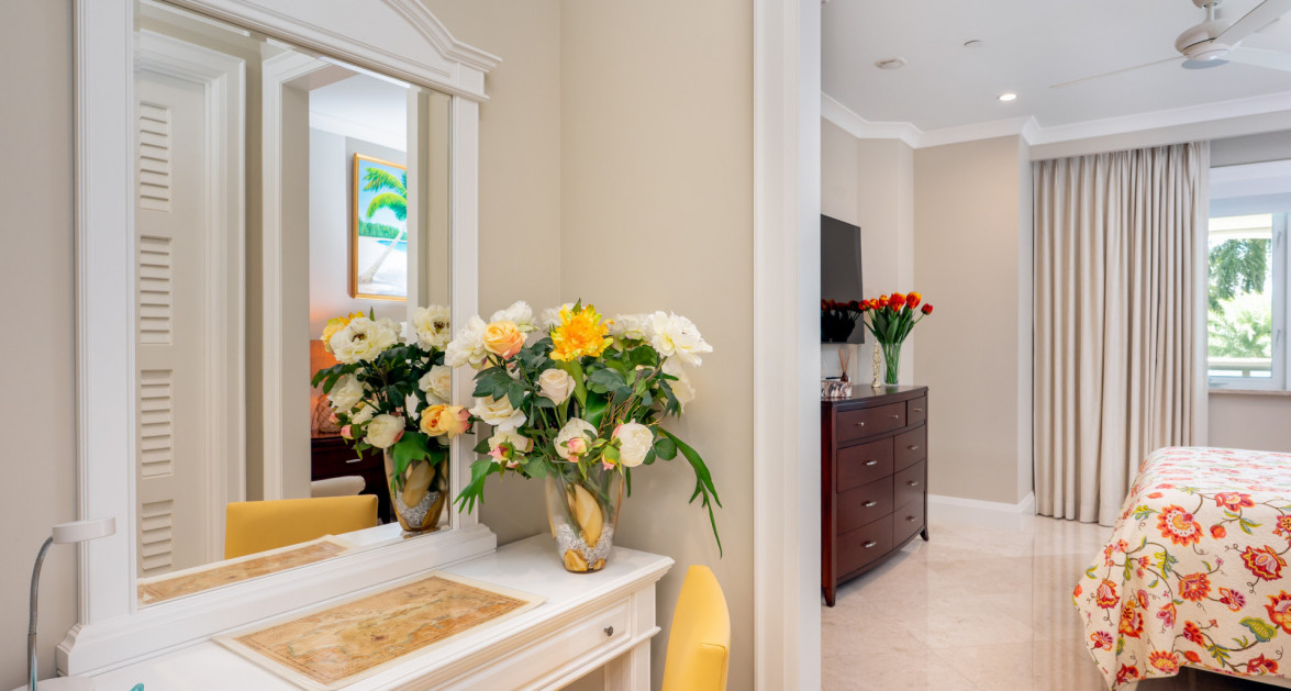 Watercolours - A Magnificent Grand Residence - Image 19