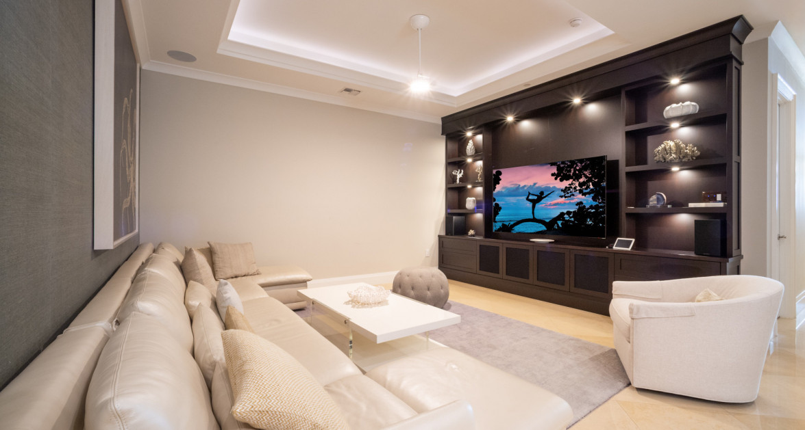 WaterColours - Stunning Upper Floor Views - Image 8
