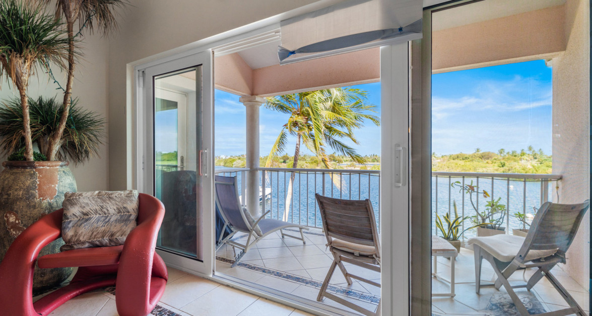 Waterways 432 | Top Floor with Amazing Views - Image 1