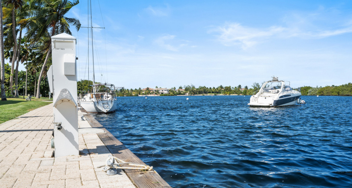 Waterways 432 | Top Floor with Amazing Views - Image 14