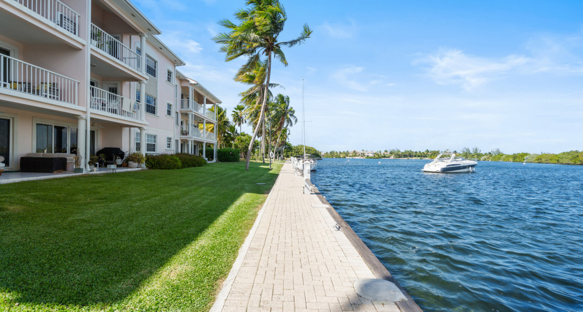 Waterways 432 | Top Floor with Amazing Views - Image 12