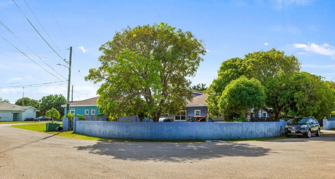 WEST BAY MULTI UNIT INCOME PRODUCING PROPERTY - Image 1