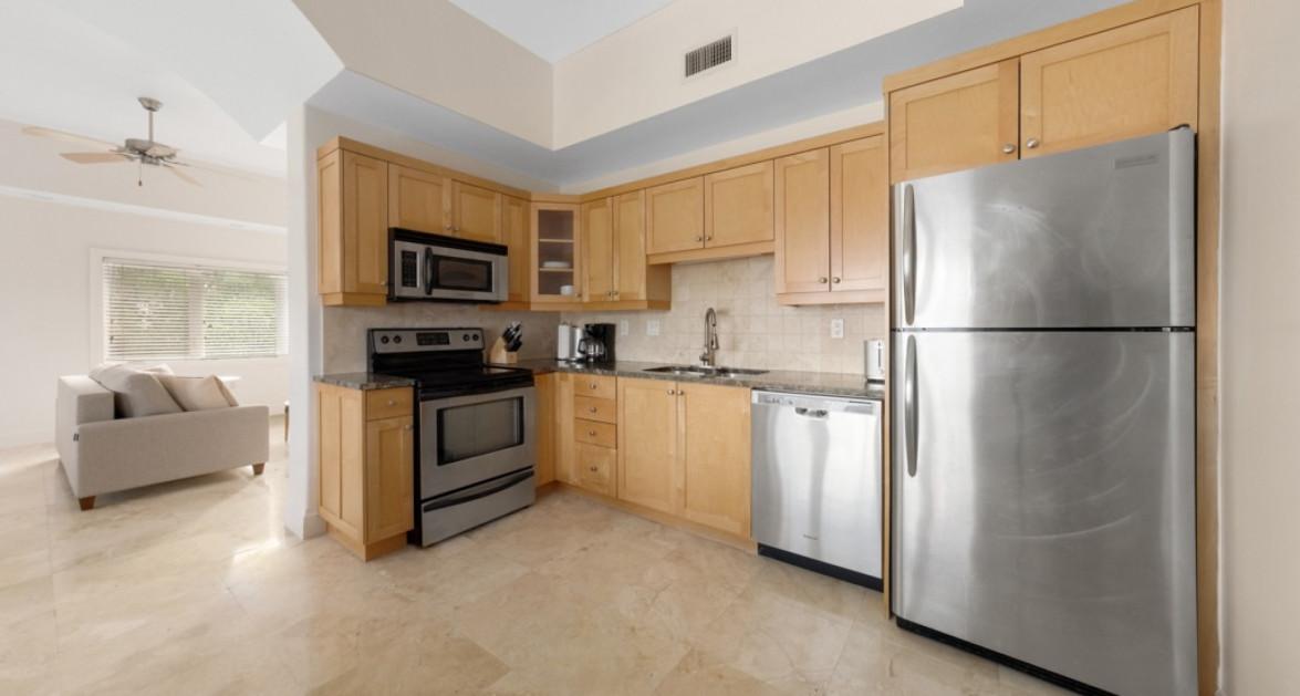 West Bay Road Multi Unit (5 Condo's) Complex in Prime SMB Location Close to Camana Bay - Image 23