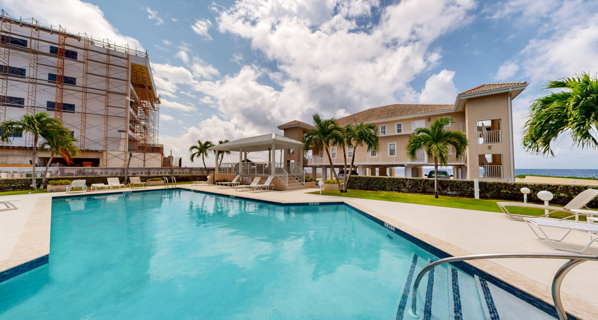 West Bay Water View 2 Bed Condo - Image 4