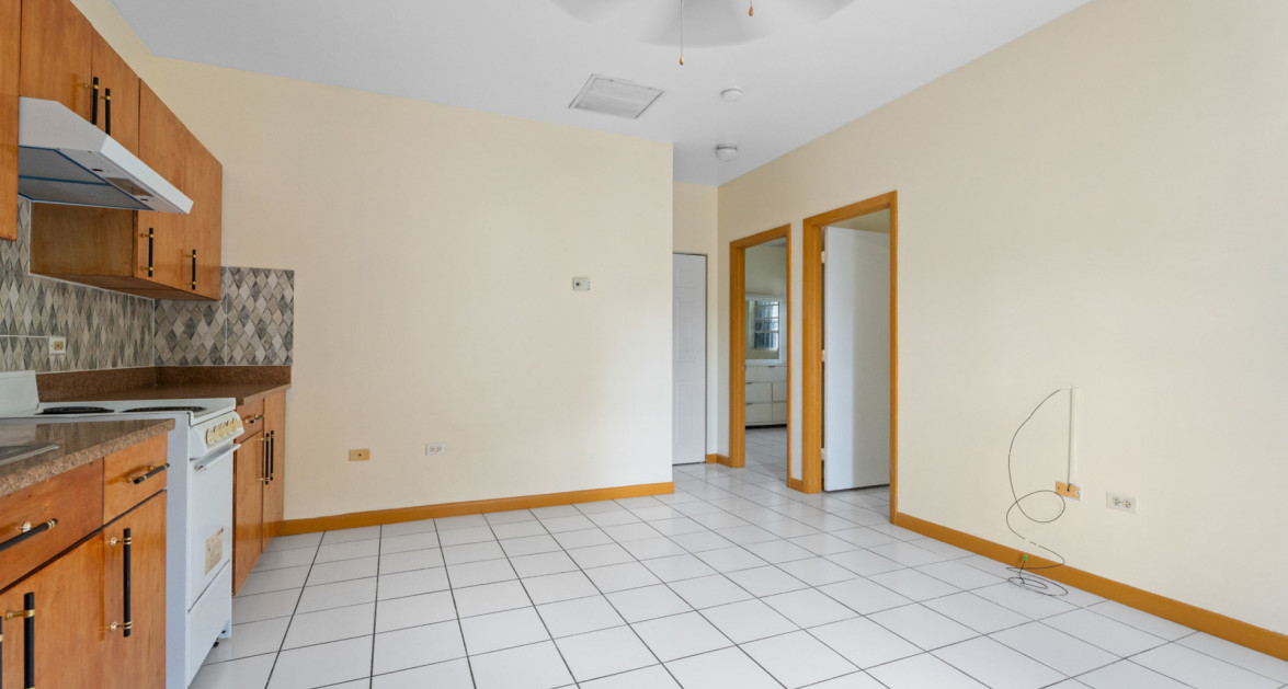 WINDSOR LAKES 2BED/2BATH UNIT - Image 1
