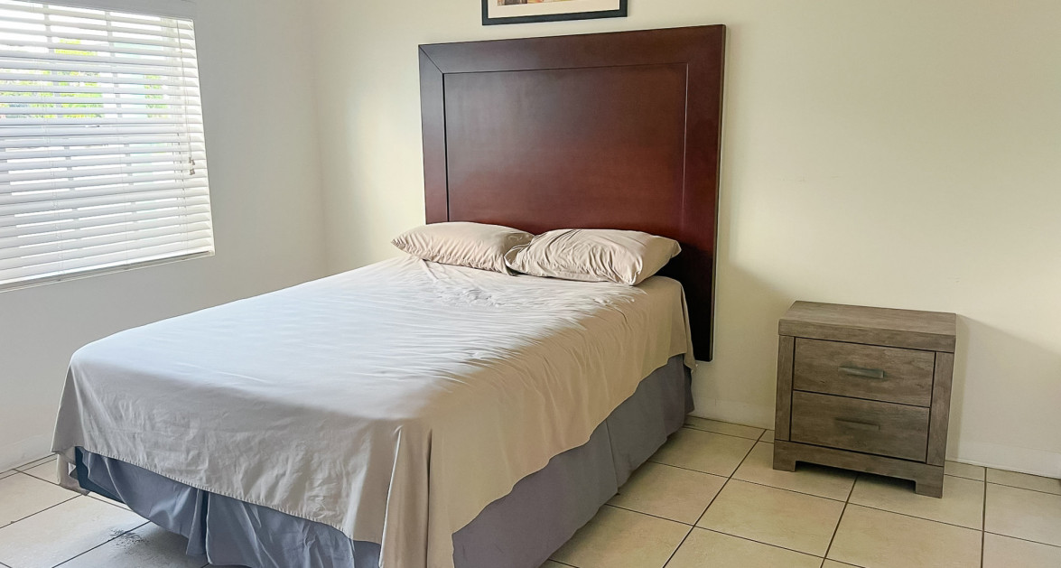 Windsor Lakes #704 - Image 3