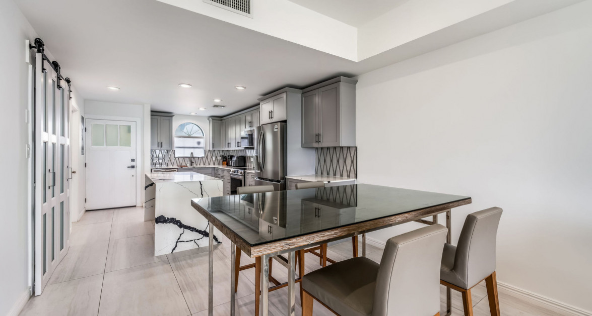 Windsor Village Direct Ocean Front 2 Bedroom - Image 9