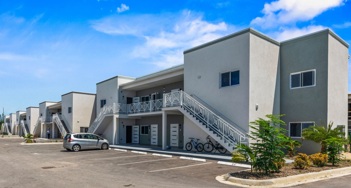 YARL 3 BED, 3 BATH TOWNHOME #88 (END UNIT) - Image 20