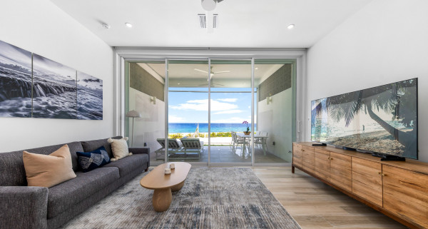 28 Sunset Point | Well Appointed Seafront Unit | 1-bed/ 1.5 Bath