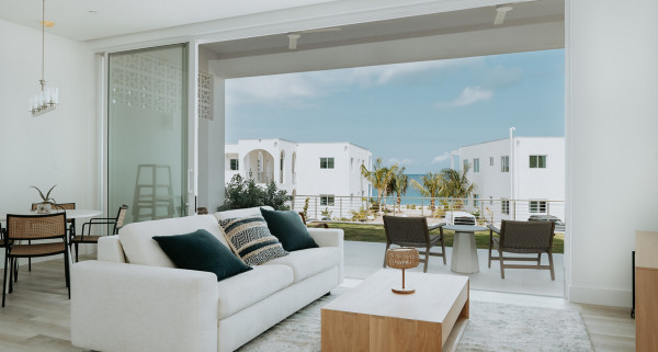 6 SUNSET POINT- AMAZING, OVERSIZED 1 BED/ 1.5 BATH CONDO