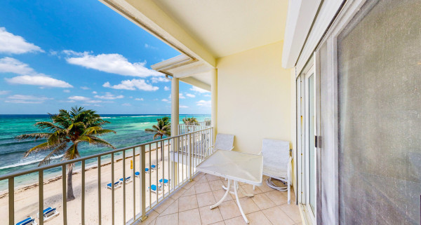 Castaway Coves Top Floor Unit