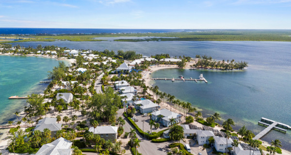 Kaibo PH 2 #15 (Beachfront GF JUST RENOVATED 2 Bed, 2.5 Bath W/ Storage Unit)