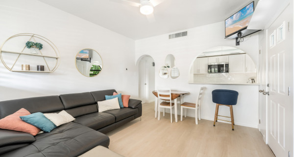 Lime Tree Bay Upgraded Studio