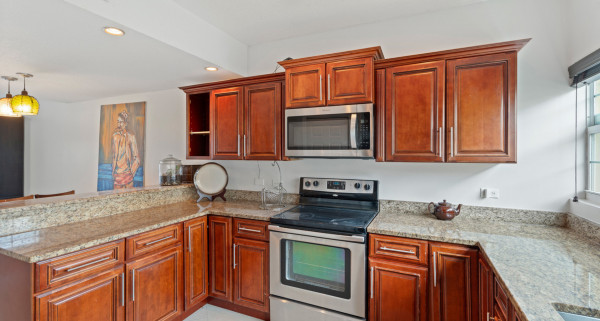 Ocean Club #212 (Renovated 2 Bed Town Home W/ Excellent Ocean Views)