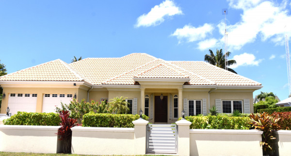 OMEGA BAY ESTATES CANAL HOME | #189 WHIRLWIND DRIVE