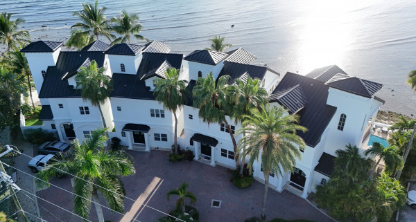 Palacades #2 (4 Bed Oceanfront Villa)