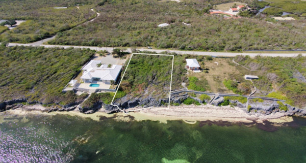 QUEEN’S HIGHWAY | EAST END – RARE PRIVATE BEACHFRONT LAND WITH APPROVED PLANNING, 0.61 ACRE