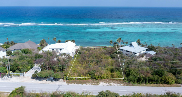 QUEEN'S HIGHWAY, WATERFRONT PARCEL | 0.62 ACRE