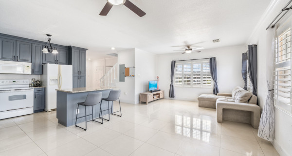 Suelles Estates #1 End Unit