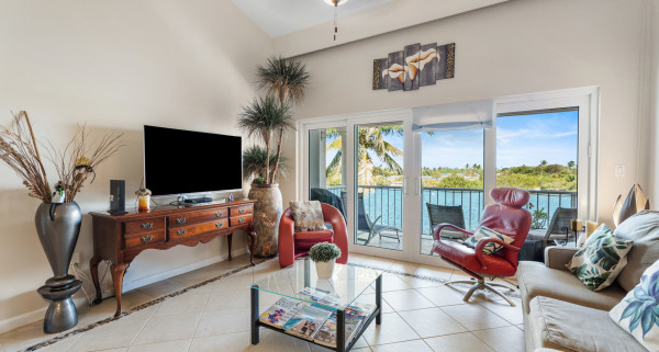 Waterways 432 | Top Floor With Amazing Views