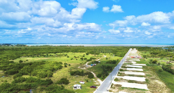 White Orchid Development Site (1.1583 Acres - 5 House Lots)